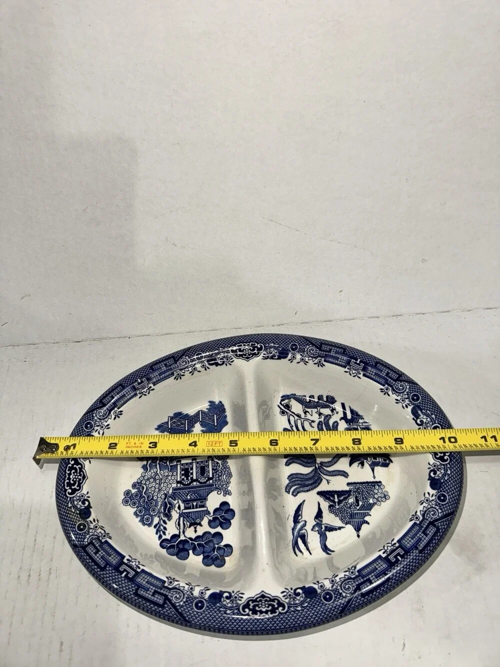 Churchill England BLUE WILLOW Divided Oval Vegetable Serving Dish Bowl 10